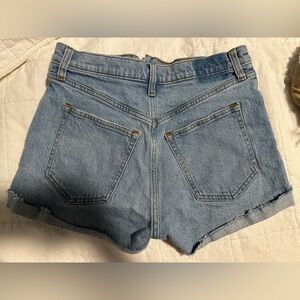 Abercrombie High Rise Mom Short